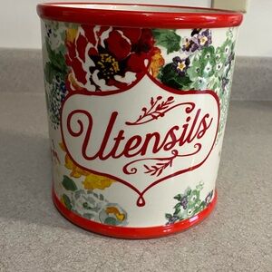 Poineer Woman Utensil Canister